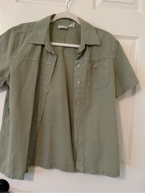Erika Soft Olive Green 100%Cotton Top layering garden farmers market